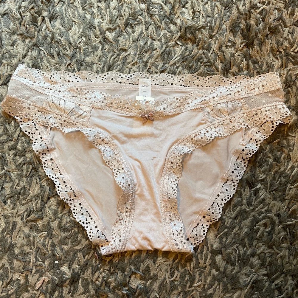 Aerie Undie Bundle - Picture 3 of 5